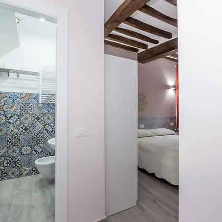 בית הארחה Residenza Borgo Guazzo פארמה