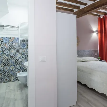 Residenza Borgo Guazzo - By Devona Гостевой дом