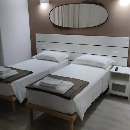 Residenza Borgo Guazzo - By Devona Гостевой дом