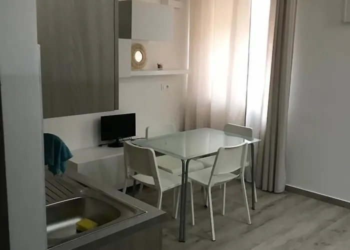 Residenza Borgo Guazzo Gæstehus Parma